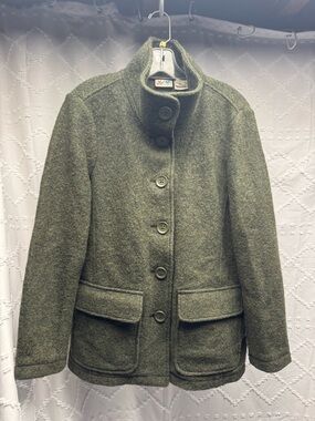 L.L.Bean Women's 100% Wool Bellandi Italian Fabric Car Coat Green Size L Petite